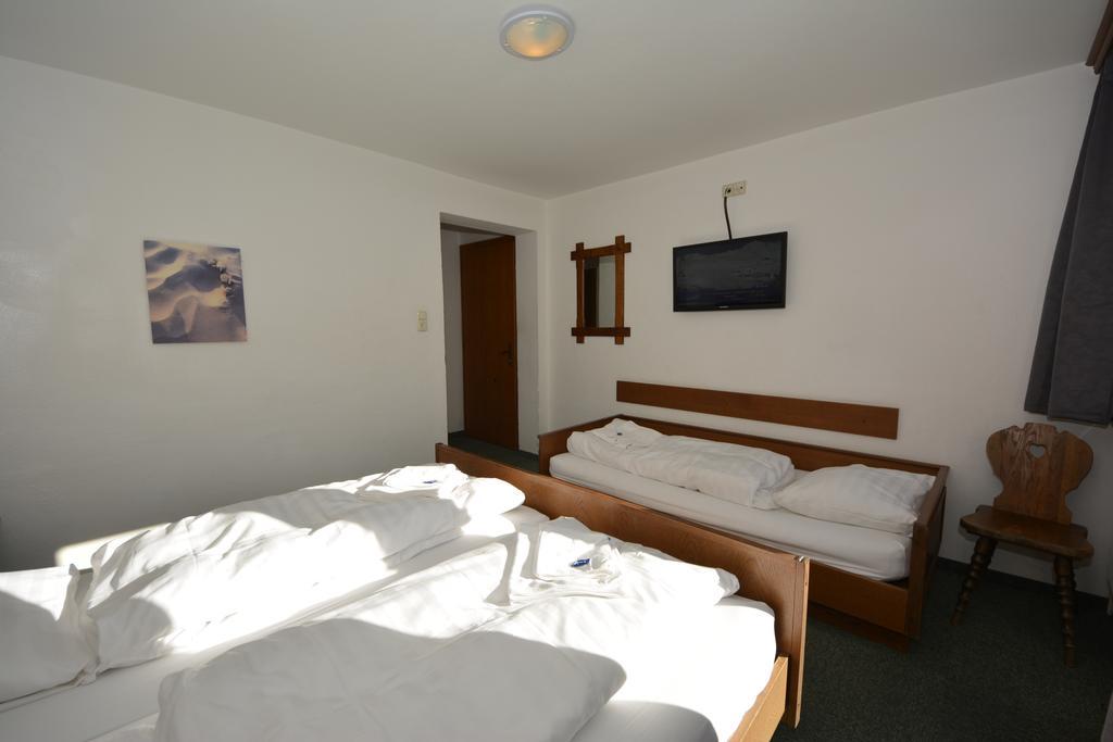 Haus Arnold by Châtel Reizen Sölden Zimmer foto