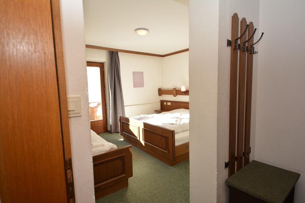 Haus Arnold by Châtel Reizen Sölden Zimmer foto